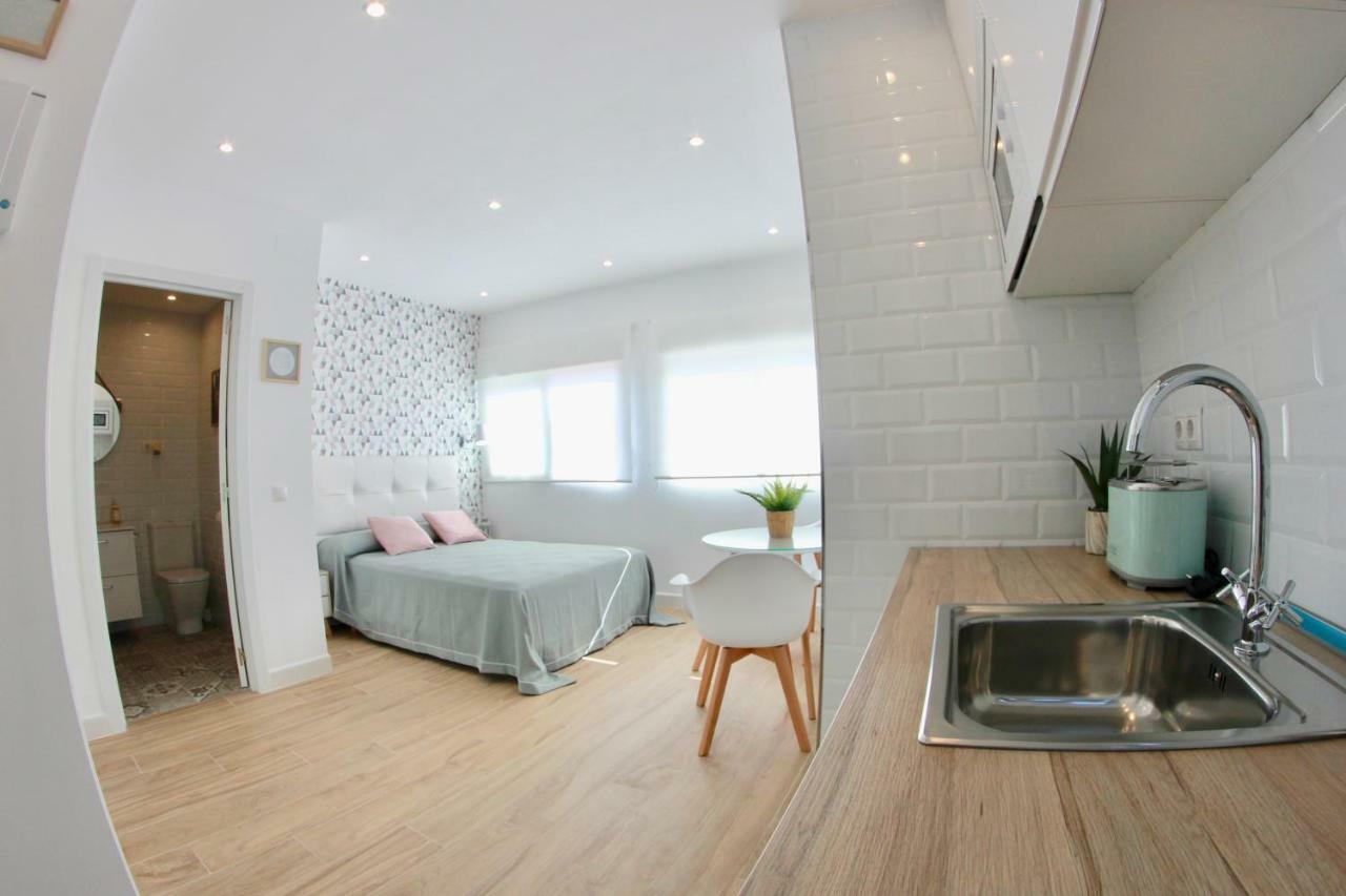 New Central Studio Torremolinos Exterior photo